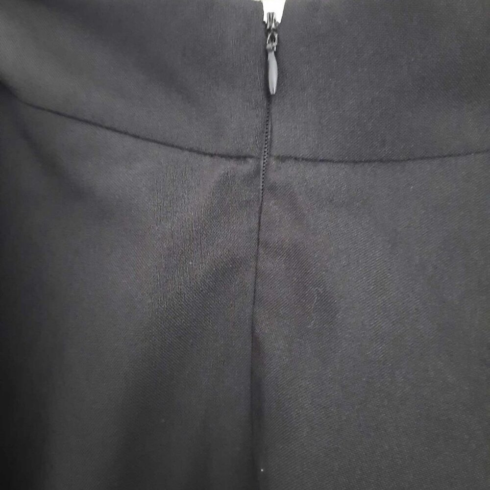 Mid Length Black Circle Skirt - Picture 3 of 3